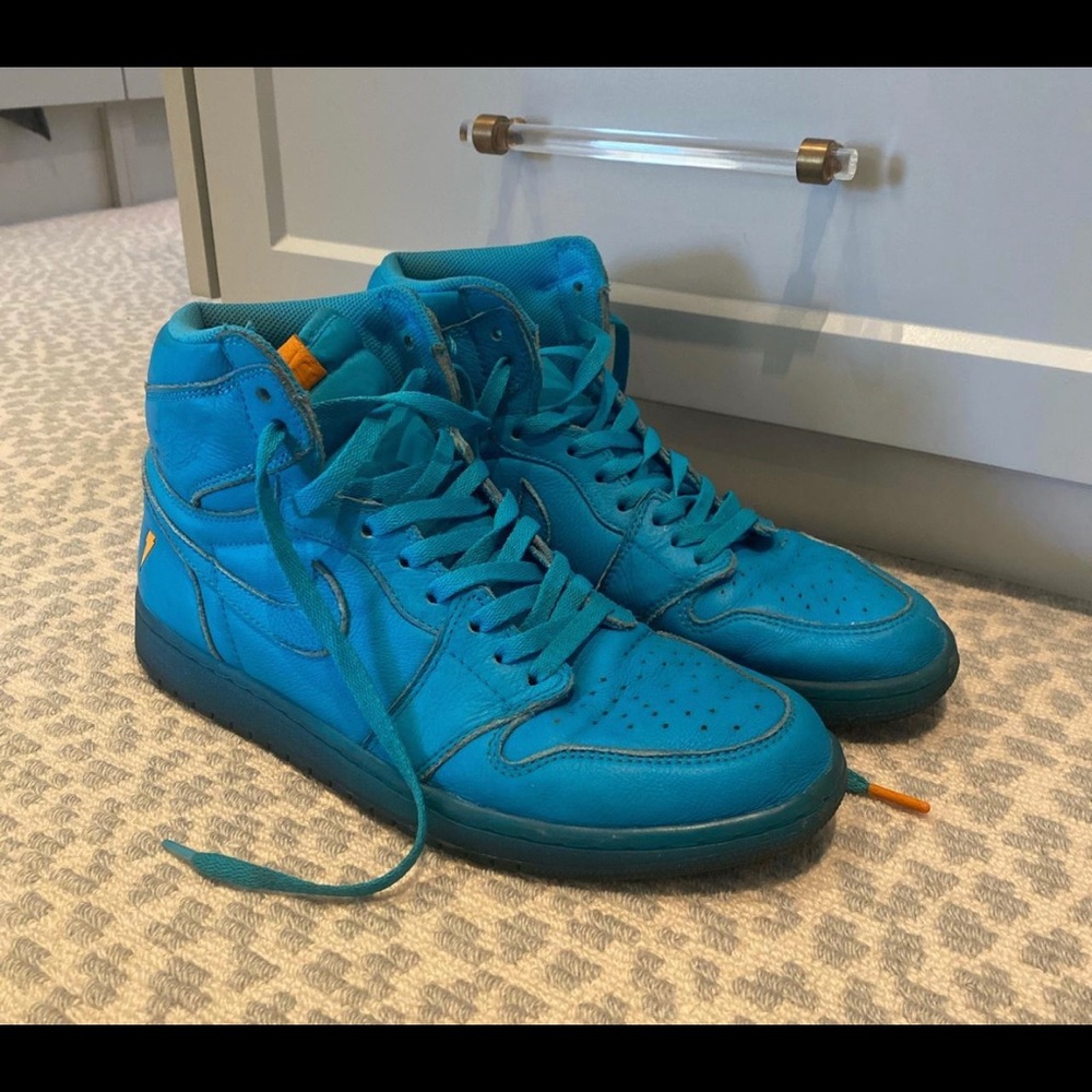 Air Jordan 1 Retro High OG G8RD
"Blue Lagoon'